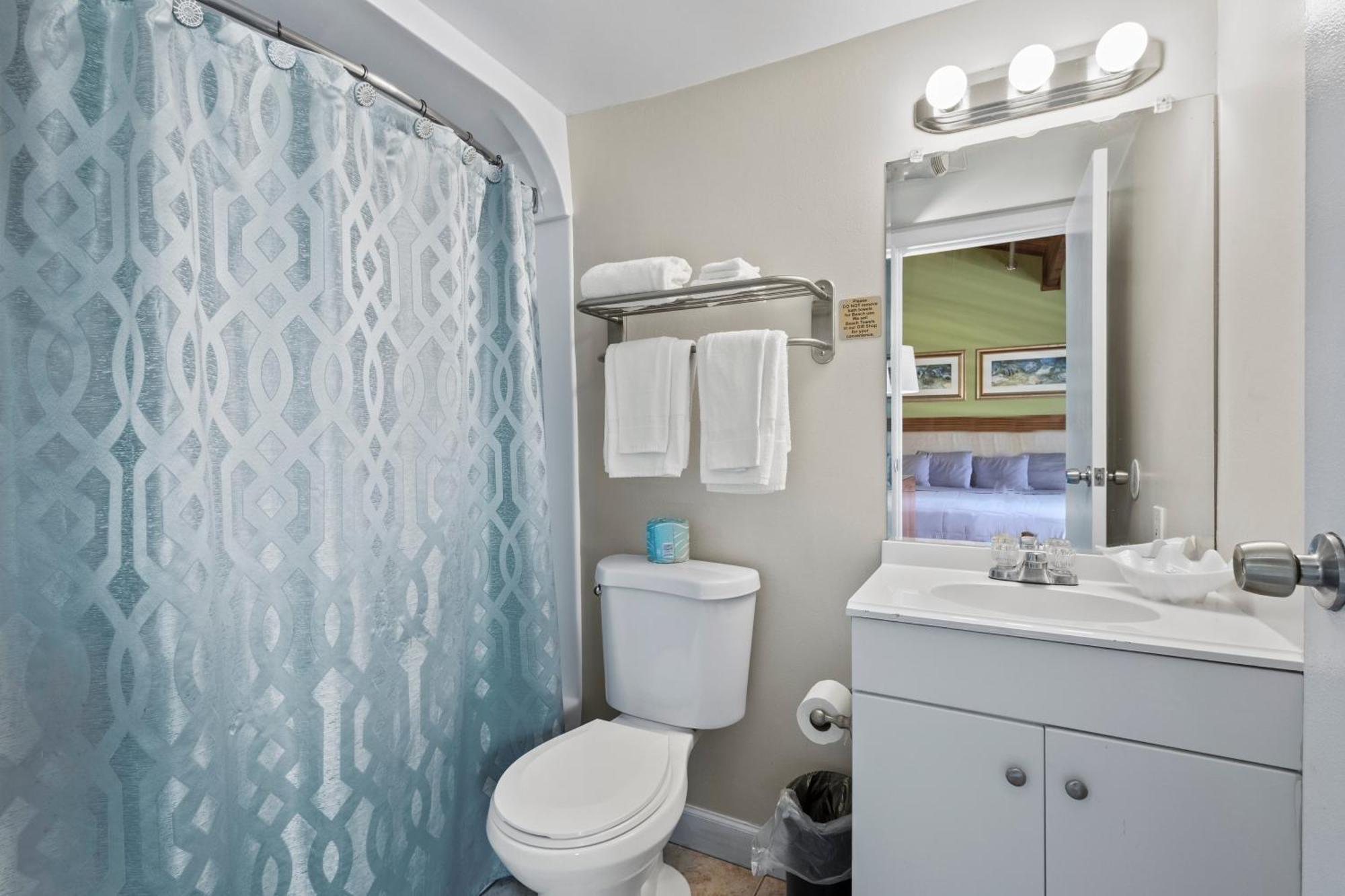 Oceanfront Inn, Inlet View Room, King Bed, #14 皮尔斯堡 外观 照片